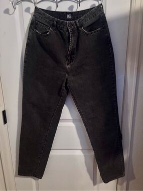 BDG MOM Jeans Size W30